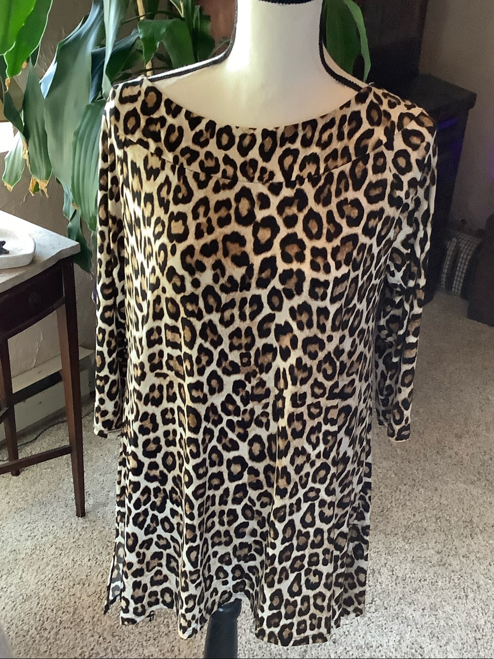 NWOT Chico's 3/4 Sleeve Leopard Print Top- Beige & Black
